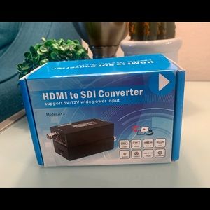New In Box HDMI to SDI Adapter Converter AY31